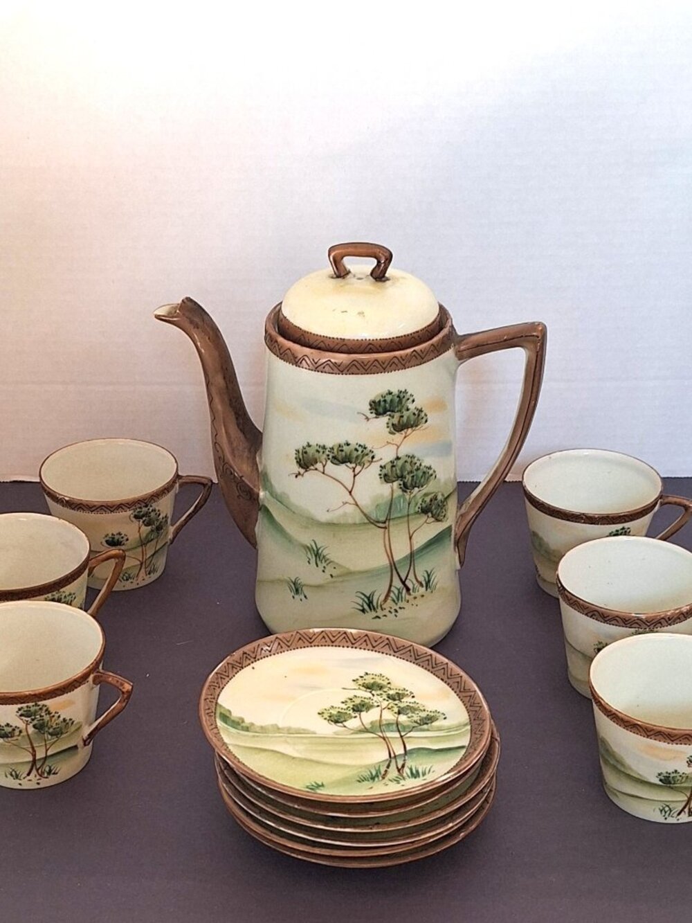 Asian Design Teapot Cups and Saucers for 6